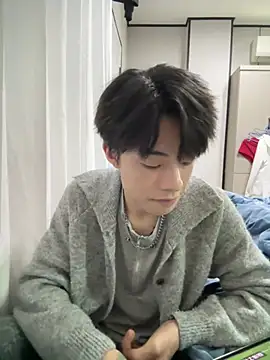 Snapshot of junjun1189 chatting on 04/24/26, 05:54 junjun1189 online show from 04/24/26, 05:54