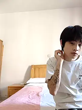 Snapshot of junjun1189 chatting on 05/17/26, 08:12 junjun1189 online show from 05/17/26, 08:12