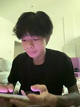 Snapshot of junjun1189 chatting on 07/03/26, 11:33 junjun1189 online show from 07/03/26, 11:33