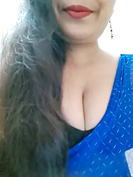 Sofia-ex online show from 10/29/25, 07:43