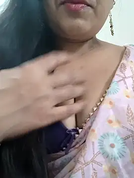 Sofia-ex online show from 10/31/25, 05:08