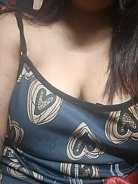 Snapshot of your-cute-baby chatting on 12/18/25, 08:04 your-cute-baby online show from 12/18/25, 08:04