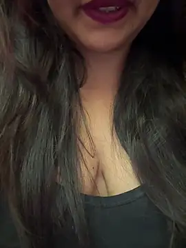 Snapshot of annanya01 chatting on 06/15/26, 09:22 annanya01 online show from 06/15/26, 09:22