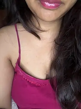 Snapshot of annanya01 chatting on 07/20/26, 12:36 annanya01 online show from 07/20/26, 12:36