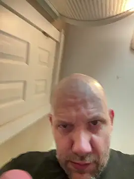 Snapshot of Bigrich112277 chatting on 09/17/25, 06:09 Bigrich112277 online show from 09/17/25, 06:09