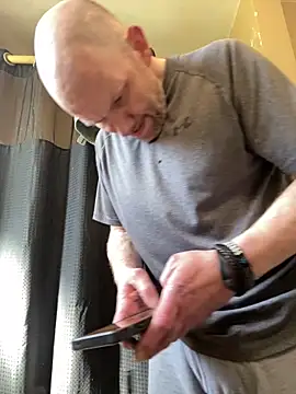 Snapshot of Bigrich112277 chatting on 03/28/26, 10:53 Bigrich112277 online show from 03/28/26, 10:53