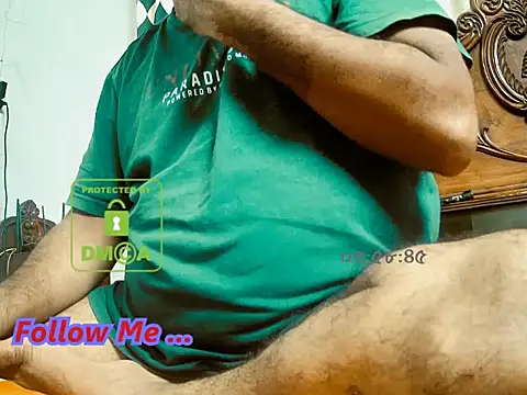 Snapshot of nurel019 chatting on 12/01/25, 05:29 nurel019 online show from 12/01/25, 05:29