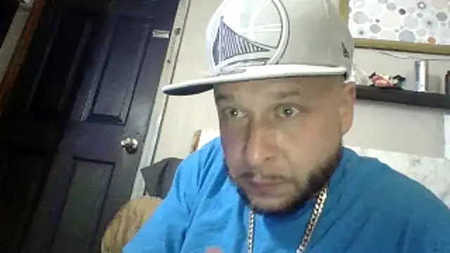 Snapshot of Xstumpy chatting on 04/11/26, 08:18 Xstumpy online show from 04/11/26, 08:18