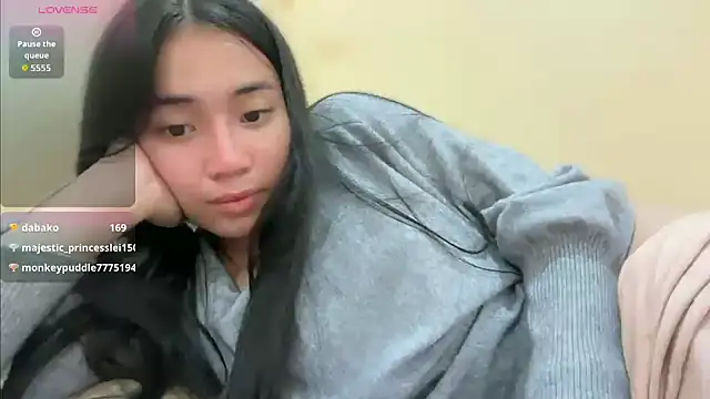 Snapshot of Sweetcummer_laura chatting on 04/19/26, 04:56 Sweetcummer laura online show from 04/19/26, 04:56