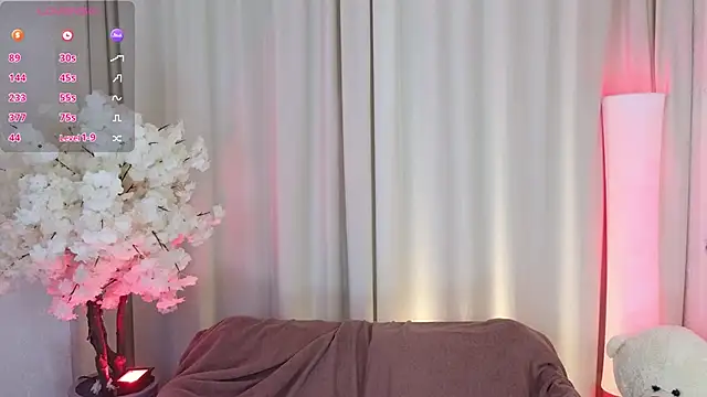 Janet Jee online show from 10/25/25, 11:29