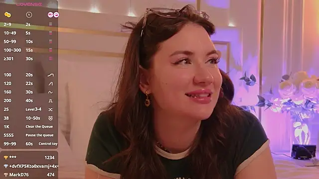 MeganStrain online show from 11/11/25, 11:21