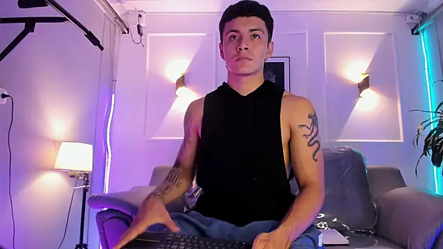 Leo santoro online show from 04/27/26, 01:09