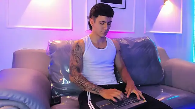 Leo santoro online show from 05/11/26, 02:45