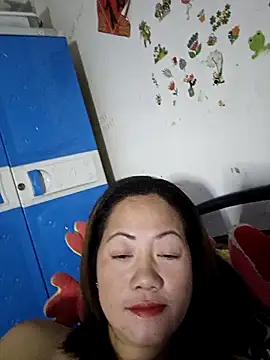 Snapshot of SweetASS6969 chatting on 09/26/25, 04:11 SweetASS6969 online show from 09/26/25, 04:11