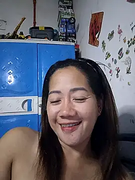 Snapshot of SweetASS6969 chatting on 12/16/25, 03:39 SweetASS6969 online show from 12/16/25, 03:39