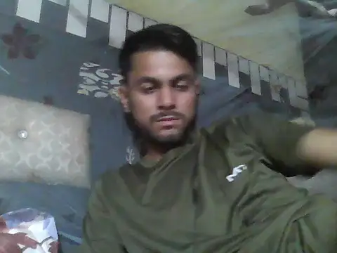 Snapshot of ursdreamperson chatting on 10/24/25, 03:52 ursdreamperson online show from 10/24/25, 03:52