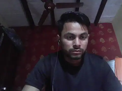 Snapshot of ursdreamperson chatting on 10/25/25, 08:11 ursdreamperson online show from 10/25/25, 08:11