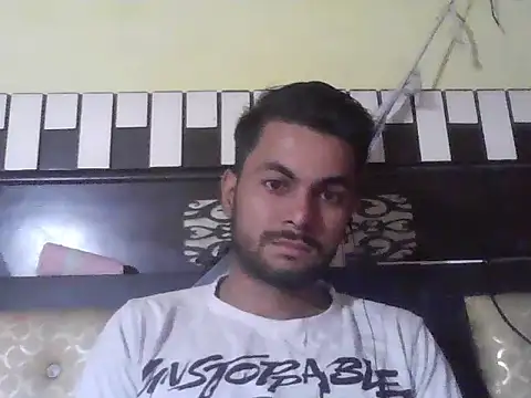 Snapshot of ursdreamperson chatting on 10/31/25, 08:59 ursdreamperson online show from 10/31/25, 08:59