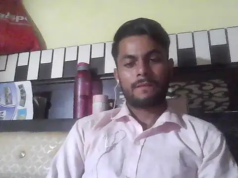 Snapshot of ursdreamperson chatting on 11/01/25, 09:11 ursdreamperson online show from 11/01/25, 09:11