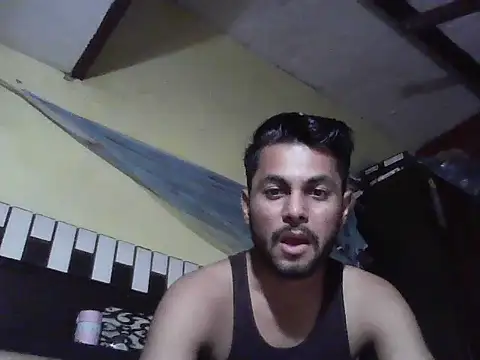 Snapshot of ursdreamperson chatting on 11/04/25, 09:52 ursdreamperson online show from 11/04/25, 09:52