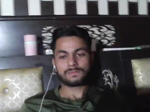 Snapshot of ursdreamperson chatting on 11/05/25, 05:29 ursdreamperson online show from 11/05/25, 05:29