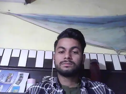 Snapshot of ursdreamperson chatting on 11/06/25, 02:23 ursdreamperson online show from 11/06/25, 02:23