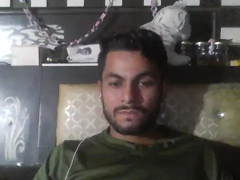 Snapshot of ursdreamperson chatting on 11/10/25, 01:21 ursdreamperson online show from 11/10/25, 01:21