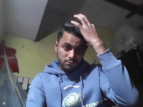 Snapshot of ursdreamperson chatting on 11/28/25, 05:32 ursdreamperson online show from 11/28/25, 05:32