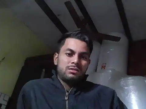 Snapshot of ursdreamperson chatting on 11/29/25, 04:15 ursdreamperson online show from 11/29/25, 04:15