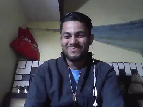 Snapshot of ursdreamperson chatting on 12/02/25, 04:51 ursdreamperson online show from 12/02/25, 04:51