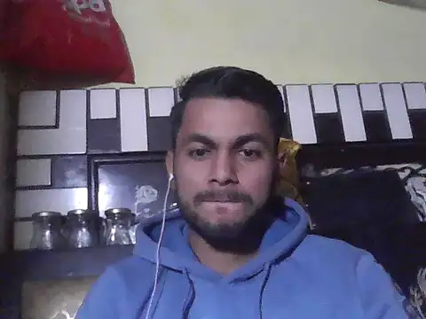 Snapshot of ursdreamperson chatting on 12/05/25, 05:38 ursdreamperson online show from 12/05/25, 05:38