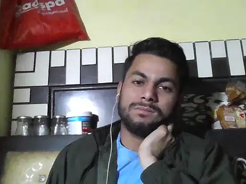 Snapshot of ursdreamperson chatting on 12/14/25, 03:12 ursdreamperson online show from 12/14/25, 03:12