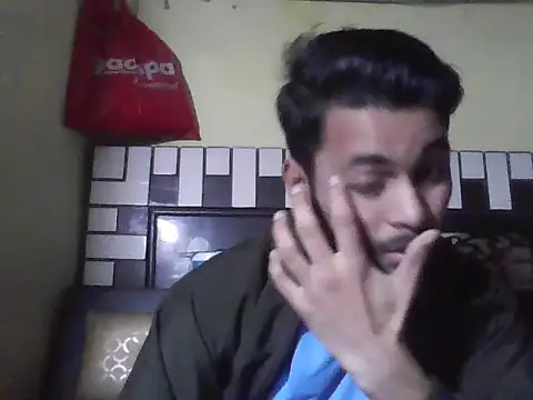 Snapshot of ursdreamperson chatting on 12/15/25, 03:55 ursdreamperson online show from 12/15/25, 03:55