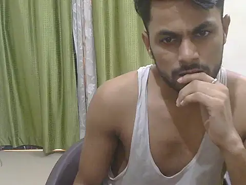 Snapshot of ursdreamperson chatting on 06/05/26, 06:52 ursdreamperson online show from 06/05/26, 06:52