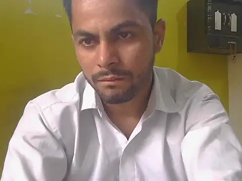 Snapshot of ursdreamperson chatting on 06/15/26, 01:08 ursdreamperson online show from 06/15/26, 01:08