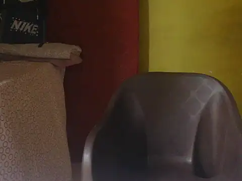 Snapshot of ursdreamperson chatting on 06/16/26, 01:25 ursdreamperson online show from 06/16/26, 01:25