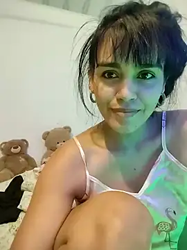 Snapshot of angelly__kate chatting on 03/11/26, 04:18 angelly kate online show from 03/11/26, 04:18