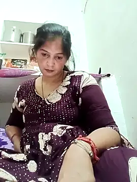 Snapshot of Chhaya_hot chatting on 03/28/26, 02:44 Chhaya hot online show from 03/28/26, 02:44