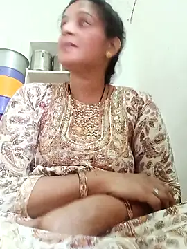 Snapshot of Chhaya_hot chatting on 04/19/26, 02:55 Chhaya hot online show from 04/19/26, 02:55