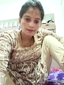 Snapshot of Chhaya_hot chatting on 04/27/26, 04:27 Chhaya hot online show from 04/27/26, 04:27