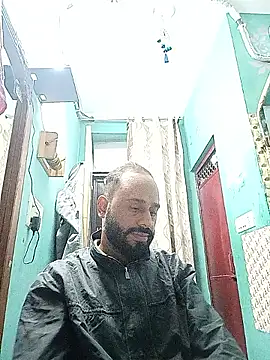 Snapshot of amitkumarkangra chatting on 10/17/25, 12:58 amitkumarkangra online show from 10/17/25, 12:58