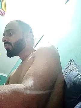Snapshot of amitkumarkangra chatting on 10/22/25, 09:42 amitkumarkangra online show from 10/22/25, 09:42