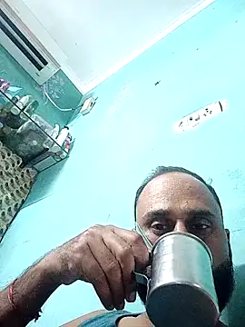 amitkumarkangra online show from 10/28/25, 04:20