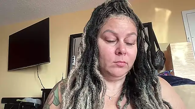 number1slut online show from 05/13/26, 12:35