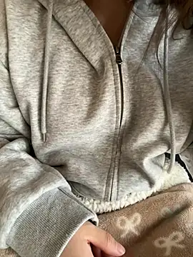 Snapshot of mayu06000 chatting on 02/03/26, 05:38 mayu06000 online show from 02/03/26, 05:38