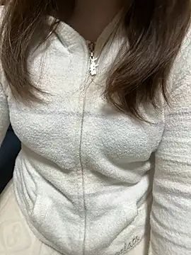 Snapshot of mayu06000 chatting on 02/22/26, 03:21 mayu06000 online show from 02/22/26, 03:21