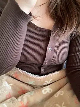 Snapshot of mayu06000 chatting on 03/07/26, 04:20 mayu06000 online show from 03/07/26, 04:20