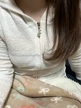 Snapshot of mayu06000 chatting on 04/01/26, 03:31 mayu06000 online show from 04/01/26, 03:31