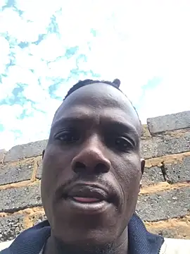 Snapshot of cuminsidebby chatting on 12/19/25, 06:42 cuminsidebby online show from 12/19/25, 06:42