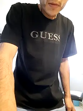 Snapshot of Jaleale33 chatting on 01/05/26, 07:50 Jaleale33 online show from 01/05/26, 07:50